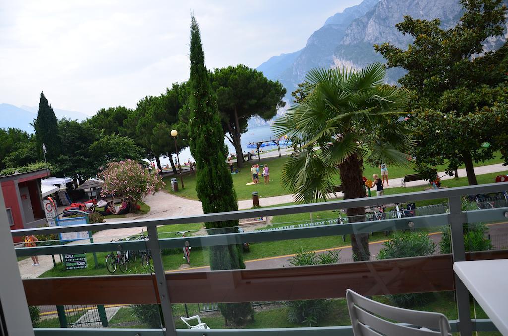 Club Nautico - Phoenix Studio Lake View Рива дел Гарда Стая снимка